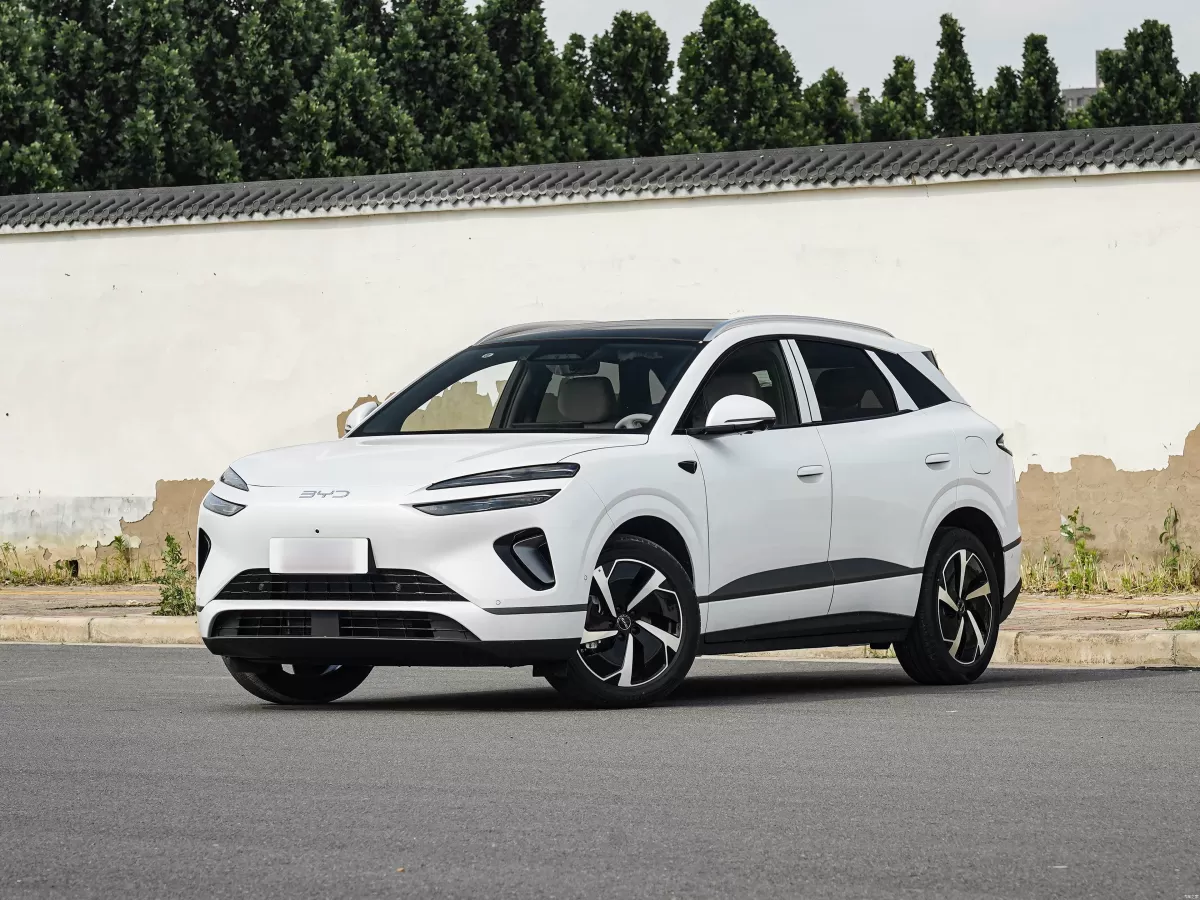 BYD Sealion 06 — 2026 DM-i 205 Navigator Pro Edition