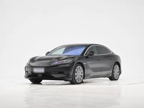 Denza Z9