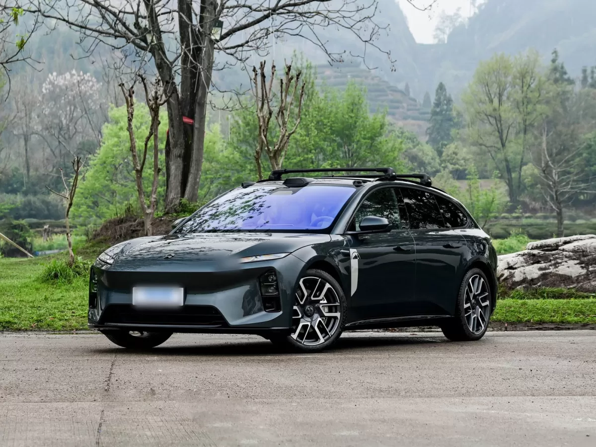 NIO ET5T