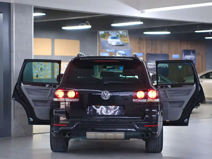 2008 Volkswagen Touareg 3.6L Luxury — 8