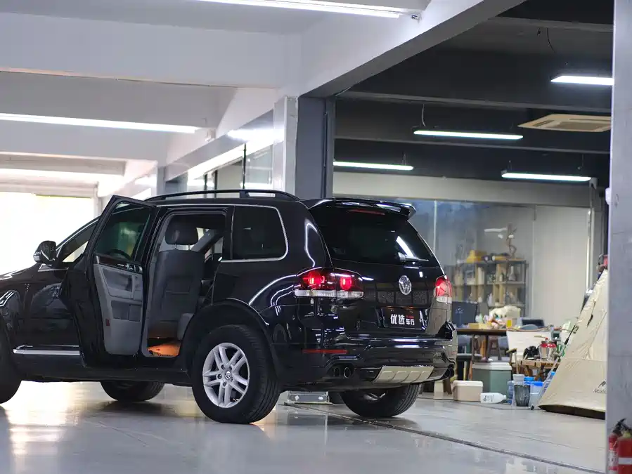 2008 Volkswagen Touareg 3.6L Luxury — 14