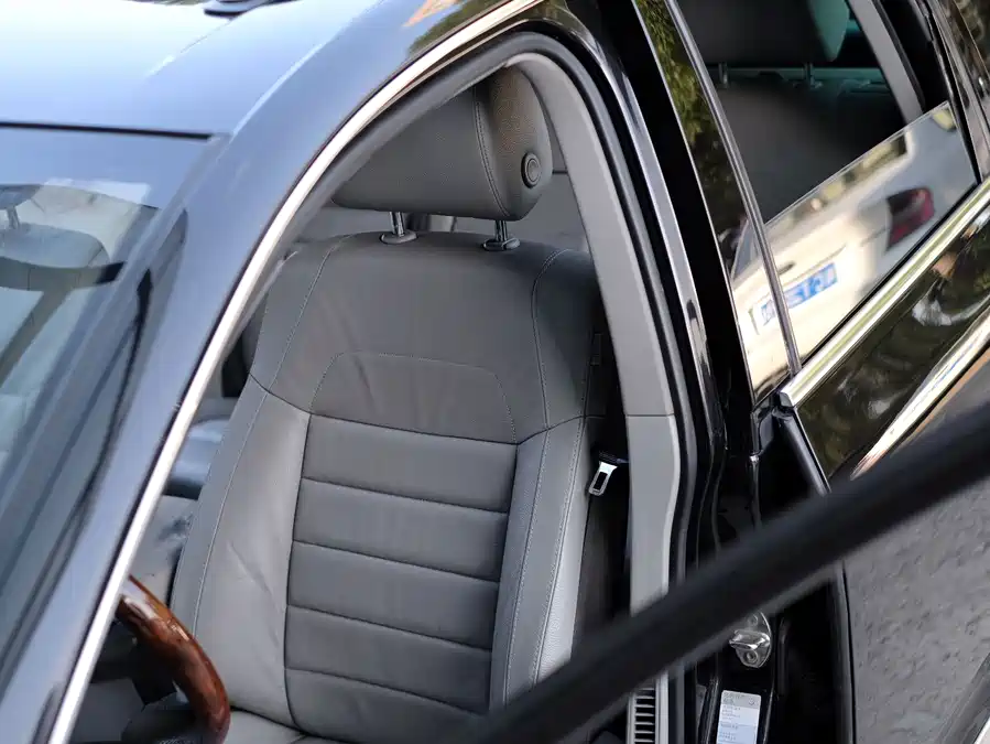 2008 Volkswagen Touareg 3.6L Luxury — 19