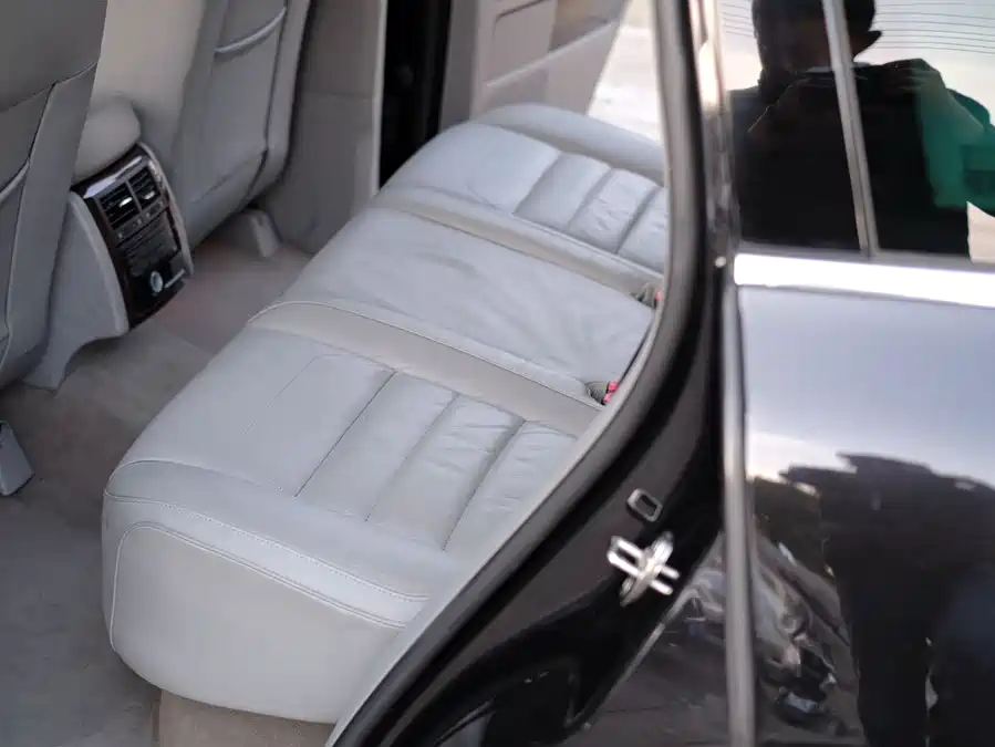 2008 Volkswagen Touareg 3.6L Luxury — 31