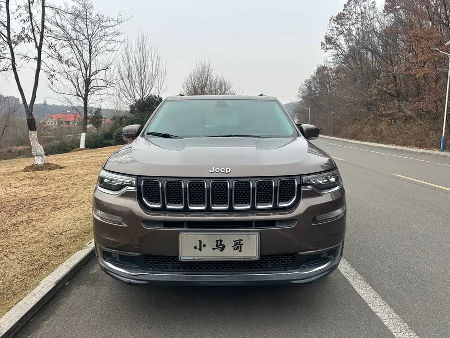 2019 Jeep Grand Commander 2.0T 4WD尊享导航 — 2