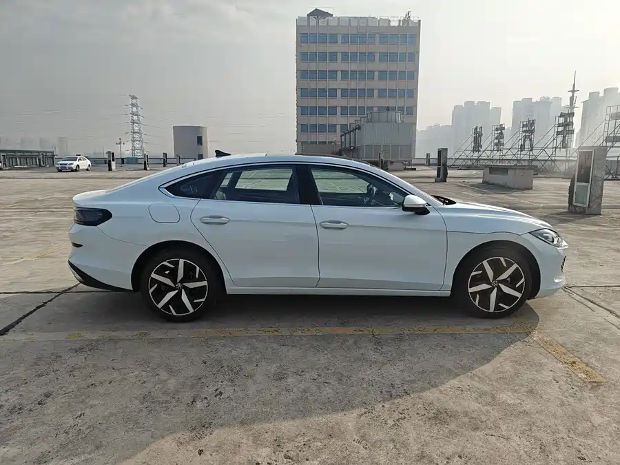 2024 Volkswagen Lamando L 280TSI DSG Hot — 3