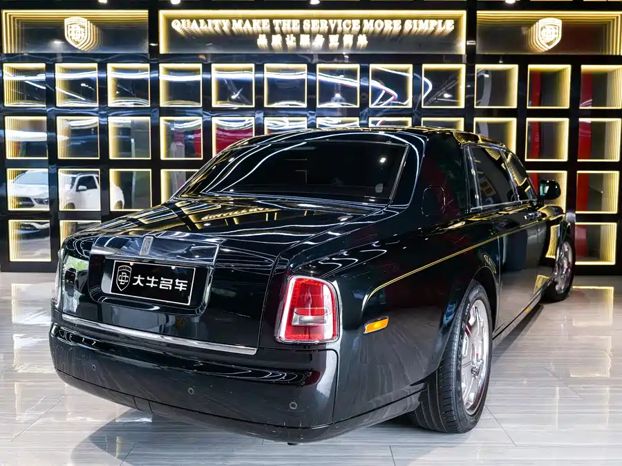 2014 Rolls-Royce Phantom EWB 6.7L — 6