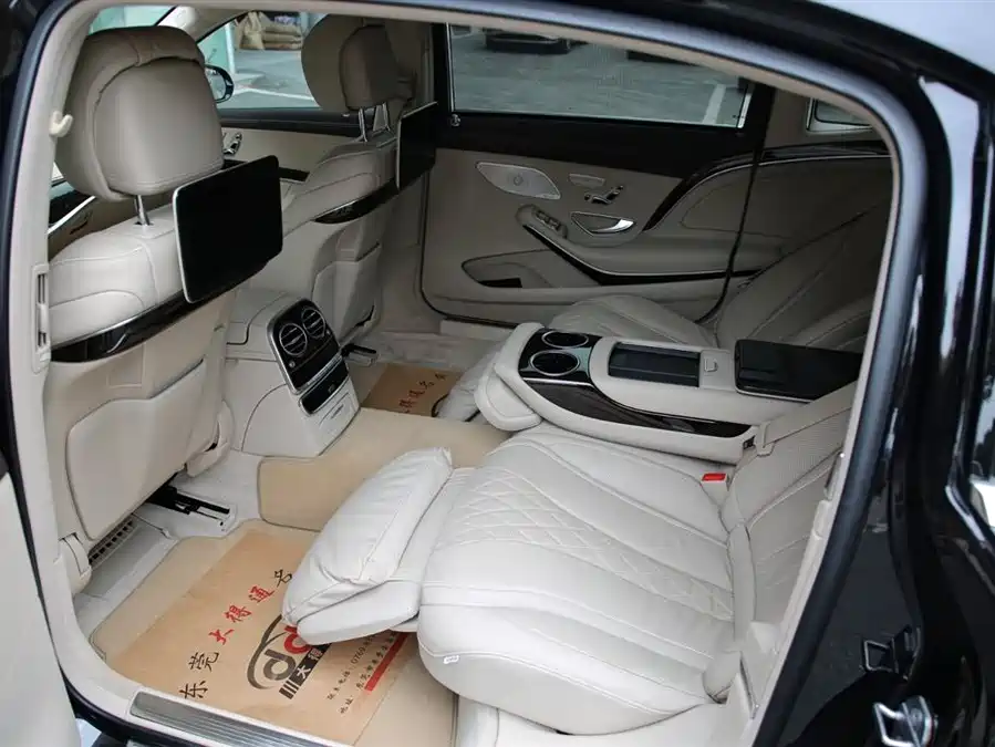 2019 Mercedes-Maybach S 450 4MATIC — 6