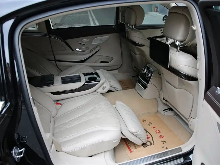 2019 Mercedes-Maybach S 450 4MATIC — 8