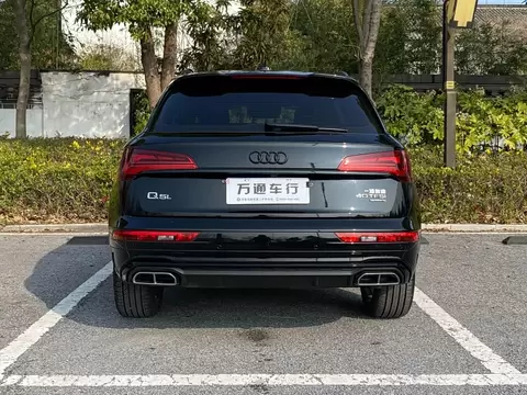 2022 Audi Q5L — 3