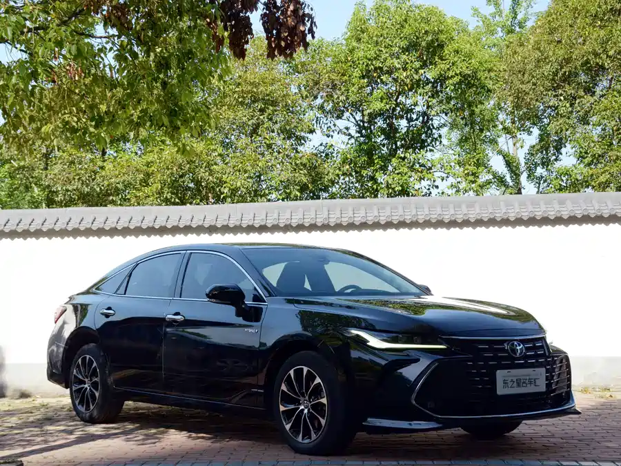 2023 Avalon Hybrid 2.5L Luxury — 13