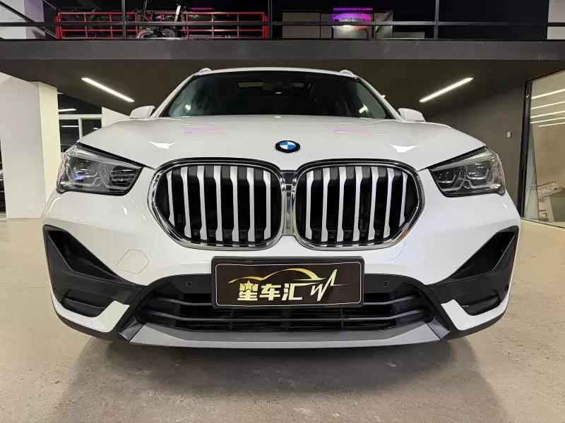 2020 BMW X1