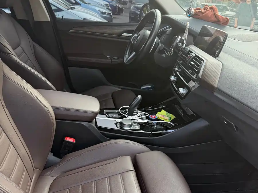 2021 BMW X3 xDrive28i M Sport Package — 5