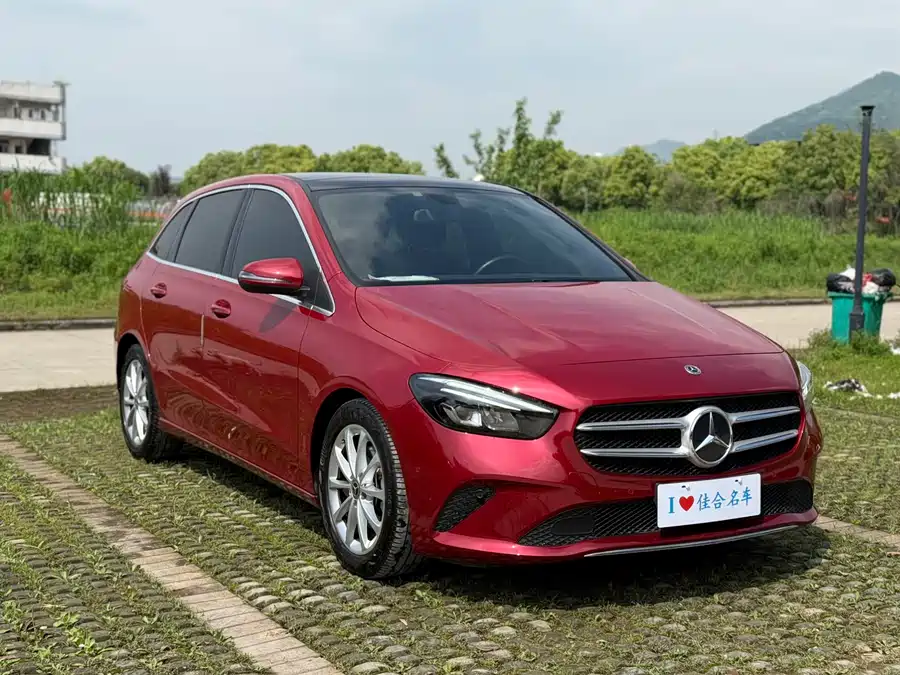 2021 Mercedes-Benz B-Class B 200 Fashion — 2