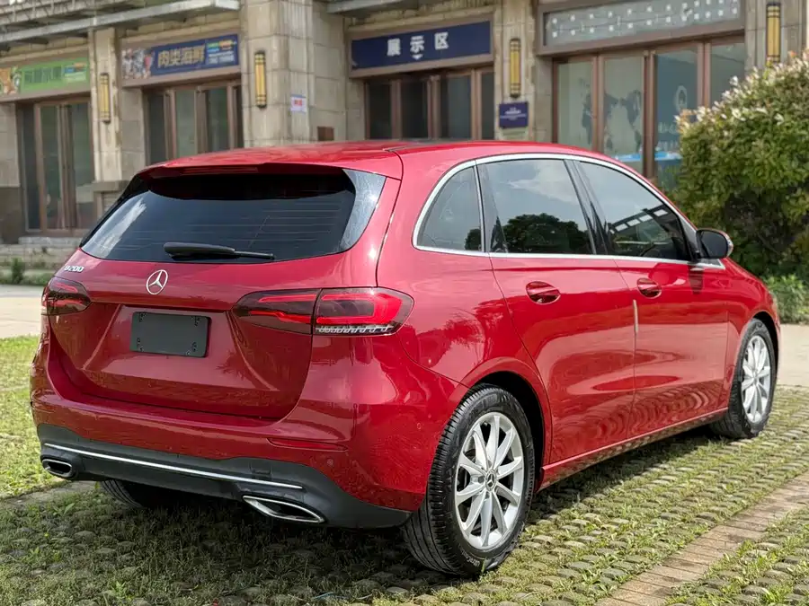 2021 Mercedes-Benz B-Class B 200 Fashion — 5