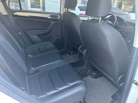 2019 Volkswagen Tayron 330TSI 2WD Luxury — 8