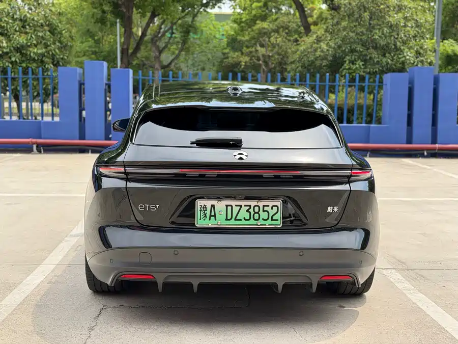 2024 NIO ET5T 75kWh Touring — 14