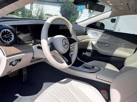 2022 Mercedes-Benz LS — 7