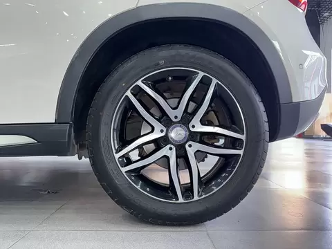 2017 Mercedes-Benz GLA 220 4MATIC Fashion — 10
