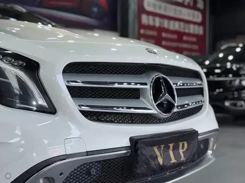 2017 Mercedes-Benz GLA 220 4MATIC Fashion — 19