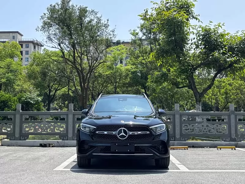 2024 Mercedes-Benz GLC