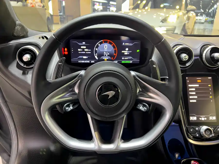 2023 McLaren GT 4.0T Standard — 9