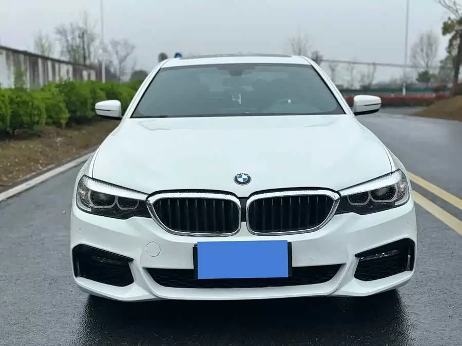 2018 BMW 5 Series 525i M Sport Package