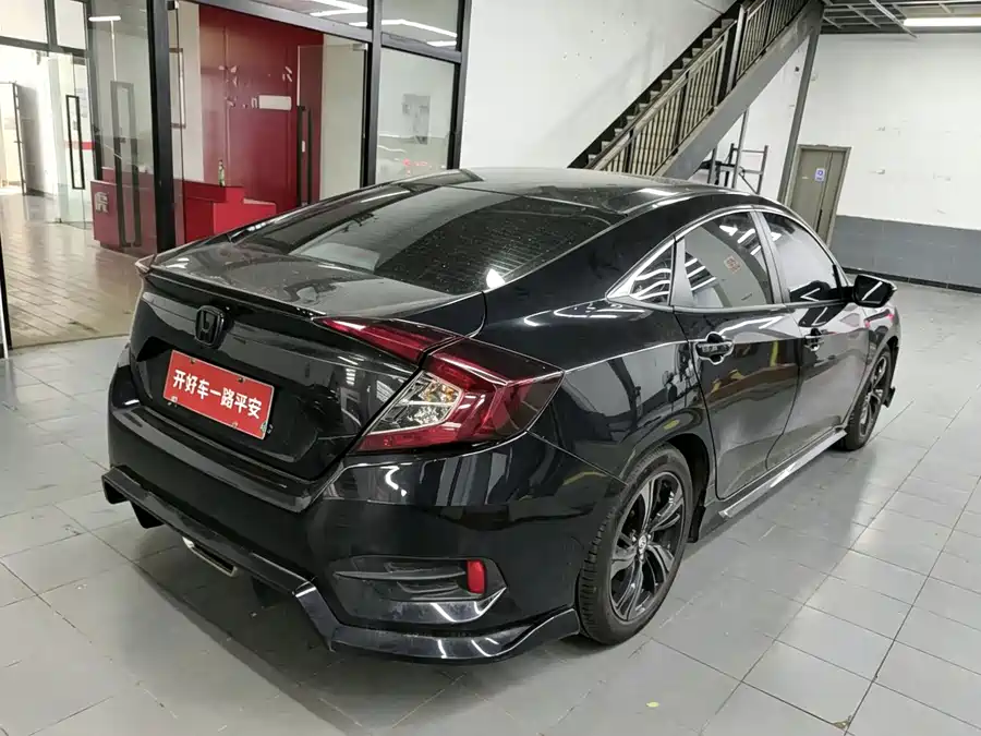 2021 Civic 220TURBO CVT Sport — 4