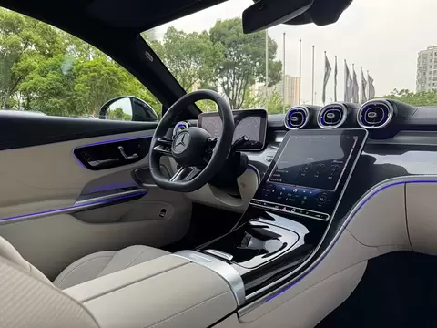 2024 Mercedes-Benz CLE 300 4MATIC Luxury Coupe — 18