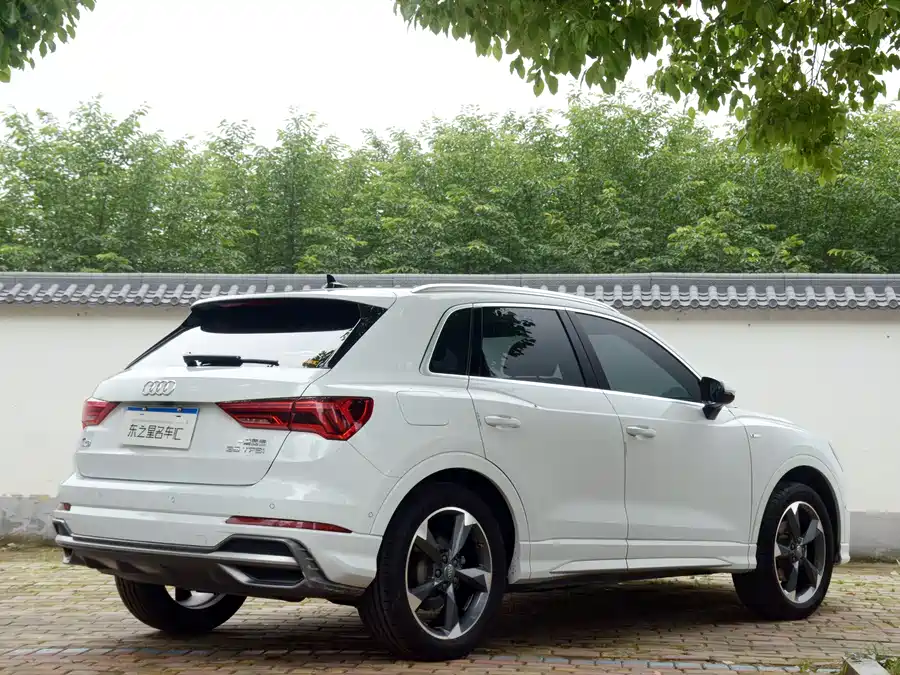 2021 Audi Q3 35 TFSI Fashion Dynamic — 8