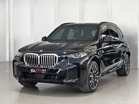 2023 BMW X5 xDrive40Li M Sport
