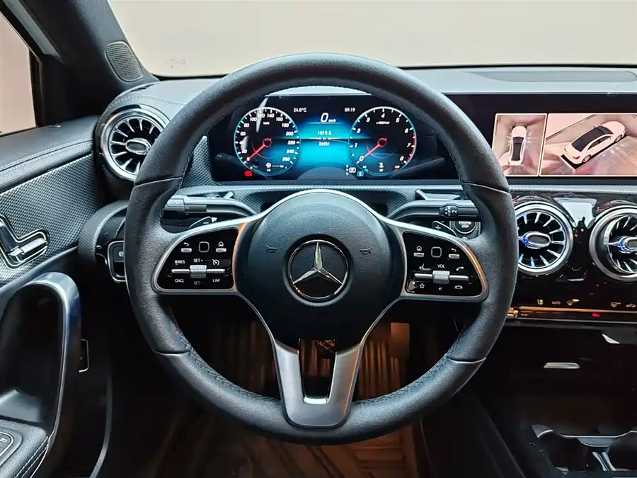 2021 Mercedes-Benz A 180 L Sport — 10