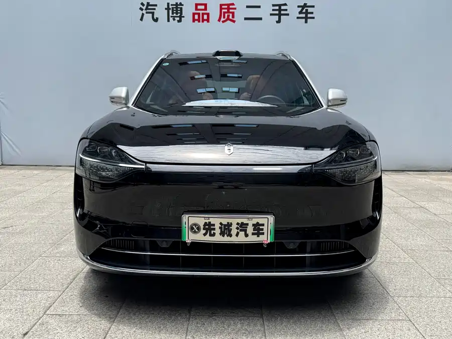 2024 AITO M9 EREV Ultra 42kWh 6-Seat — 2