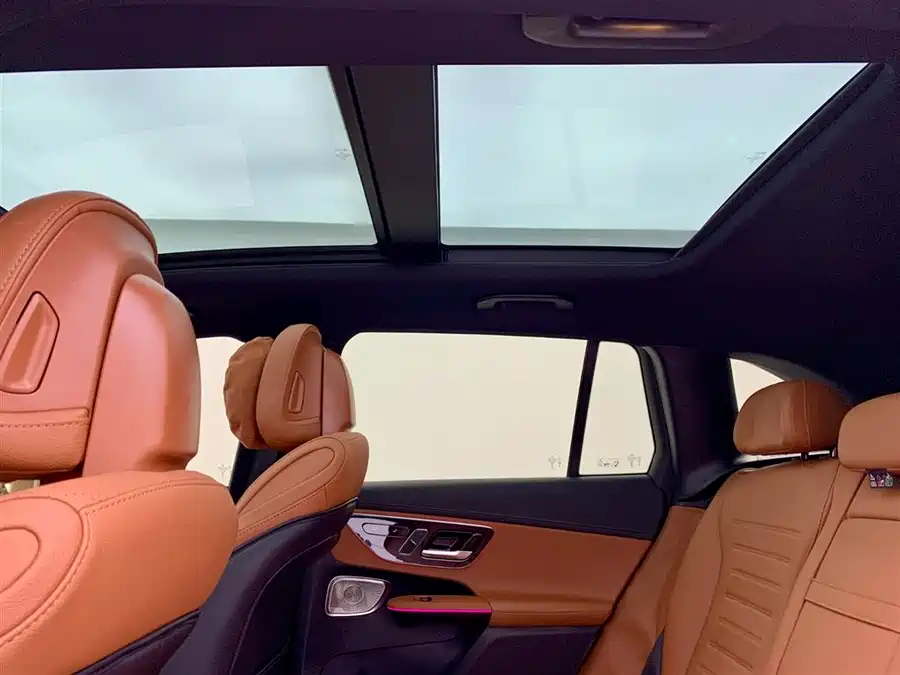 2024 Mercedes-Benz GLC 300 L 4MATIC Luxury 5-Seat — 27