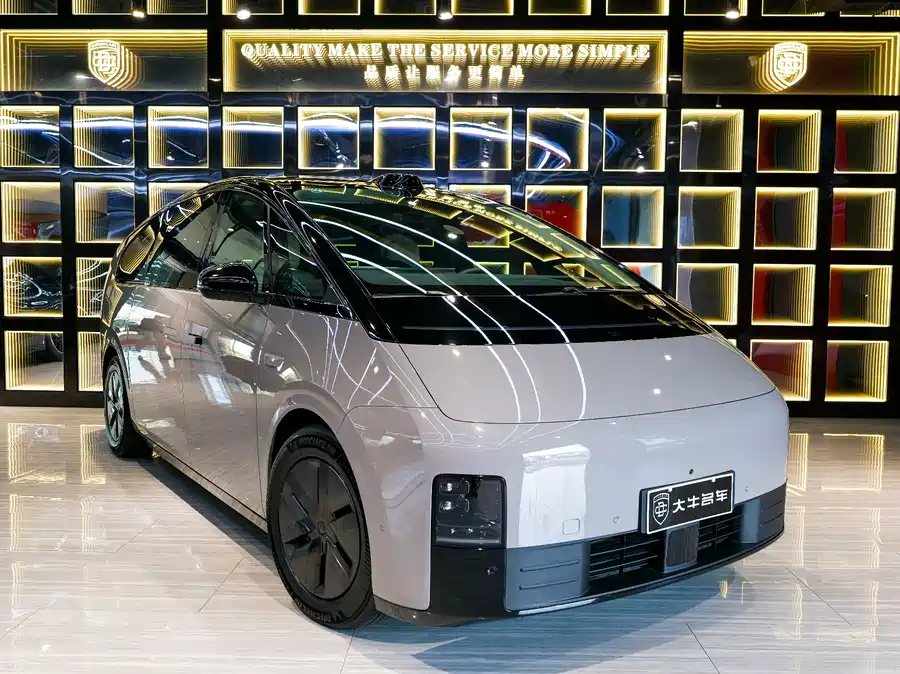 2024 Li Auto MEGA Ultra — 3