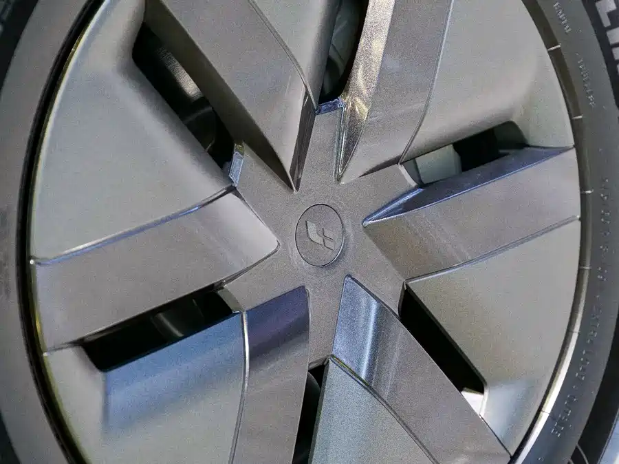 2024 Li Auto MEGA Ultra — 8