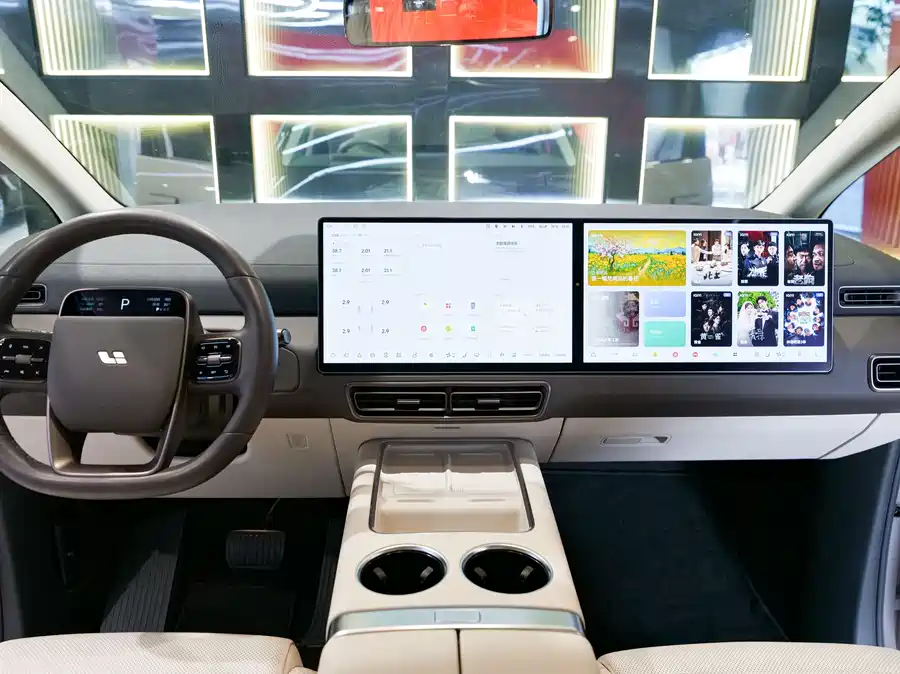 2024 Li Auto MEGA Ultra — 11