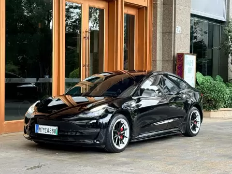 2019 Tesla Model 3 Long Range RWD