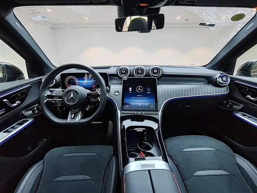 2025 Mercedes-Benz AMG GLC 43 4MATIC — 8