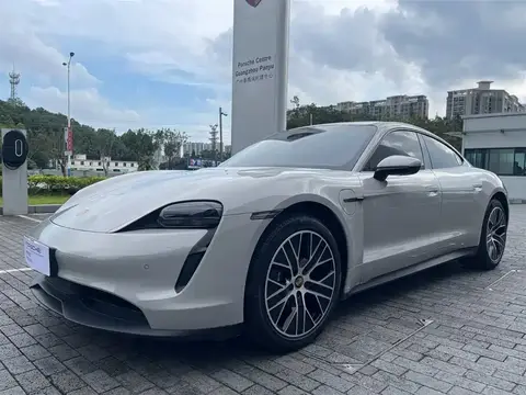 2022 Porsche Taycan