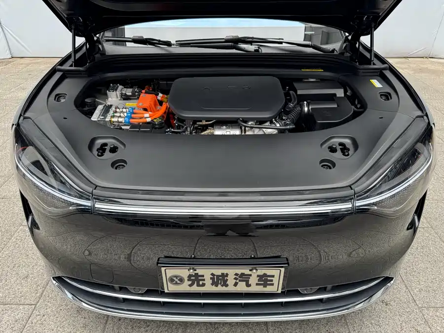 2025 AITO M9 EREV Ultra 52kWh 6-Seat — 19