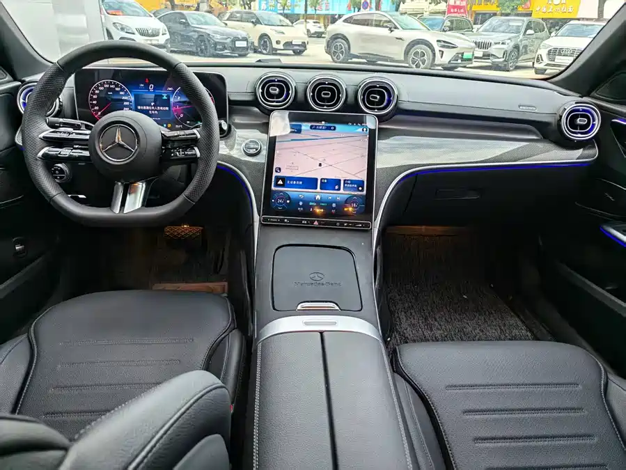 2025 Mercedes-Benz C-Class C 260 L Sport — 9