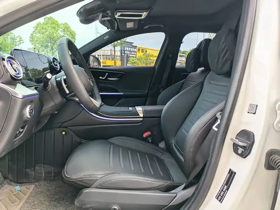 2025 Mercedes-Benz C-Class C 260 L Sport — 11
