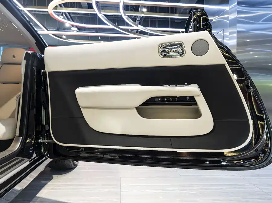2018 Rolls-Royce Wraith 6.6T — 13
