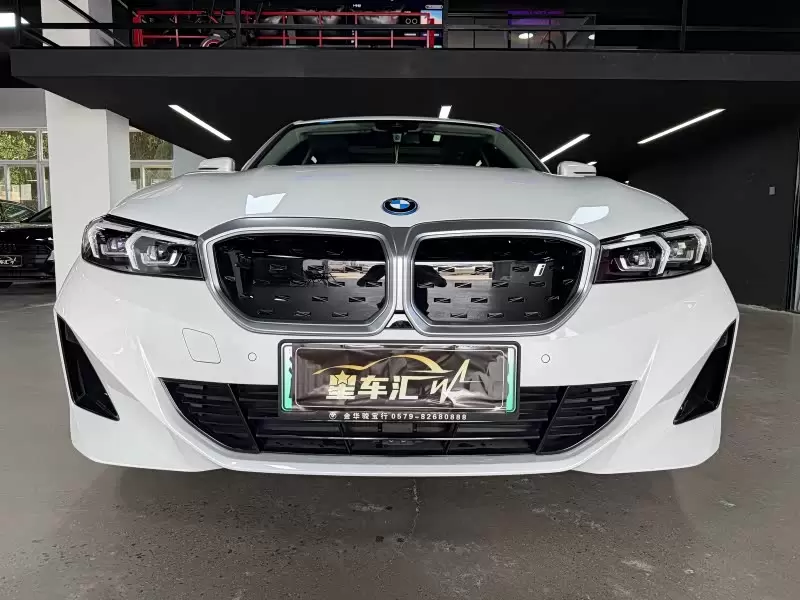 2024 BMW i3