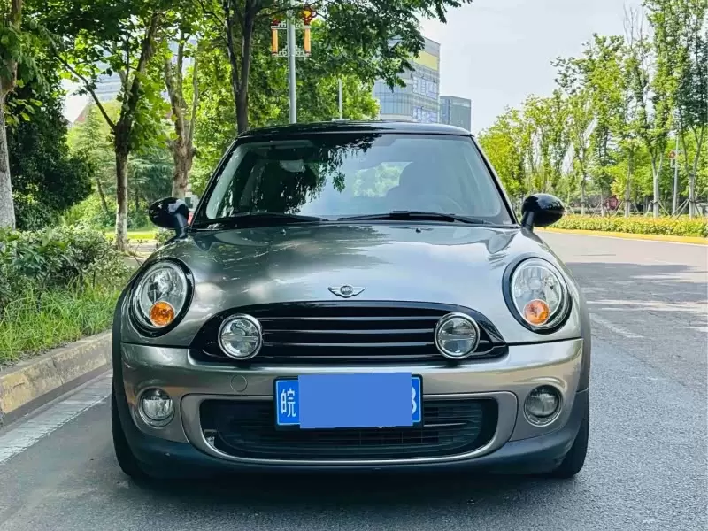 2012 MINI