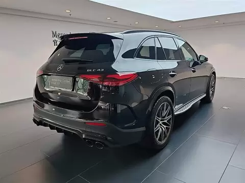 2025 Mercedes-Benz AMG GLC 43 4MATIC — 6