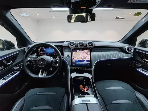 2025 Mercedes-Benz AMG GLC 43 4MATIC — 10