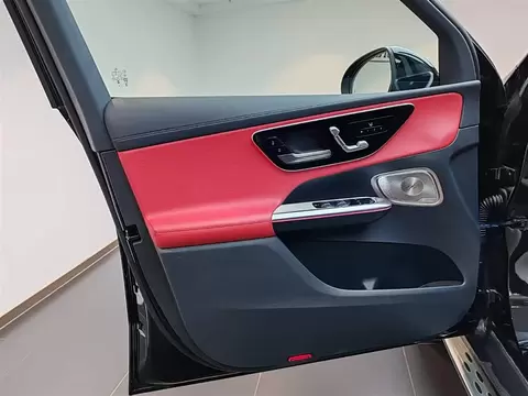 2025 Mercedes-Benz AMG GLC 43 4MATIC — 13
