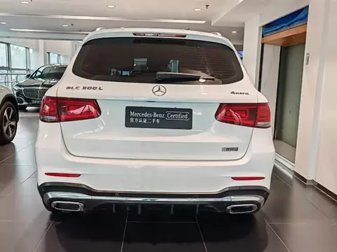 2020 Mercedes-Benz GLC 300 L 4MATIC — 4
