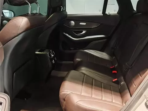 2020 Mercedes-Benz GLC 300 L 4MATIC — 9